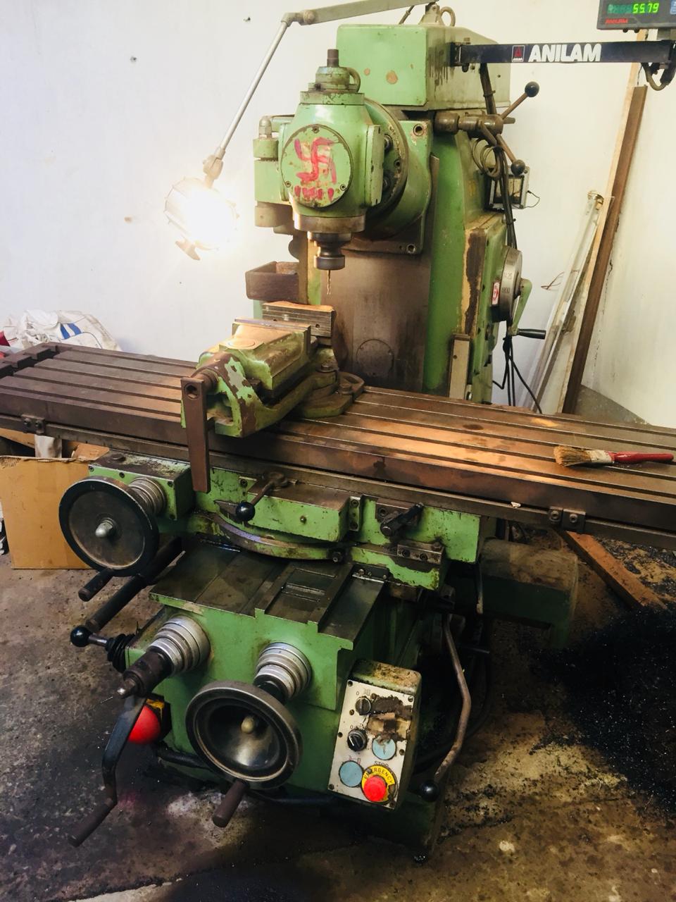 1700 x 1200 x 1200 Universal Milling Machine