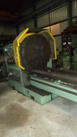 4500 x 600 x 160 Heavy Duty Lathe Machine