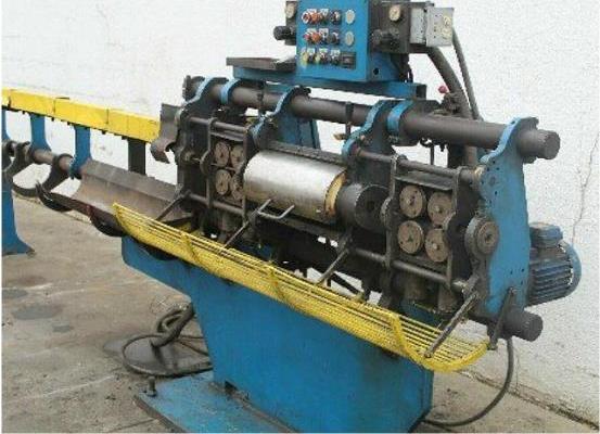 M10x4875 straightening and cutting wire machine