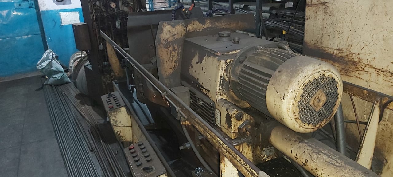 200 x 25 (capacity of drill) Multispindle Drill Machine