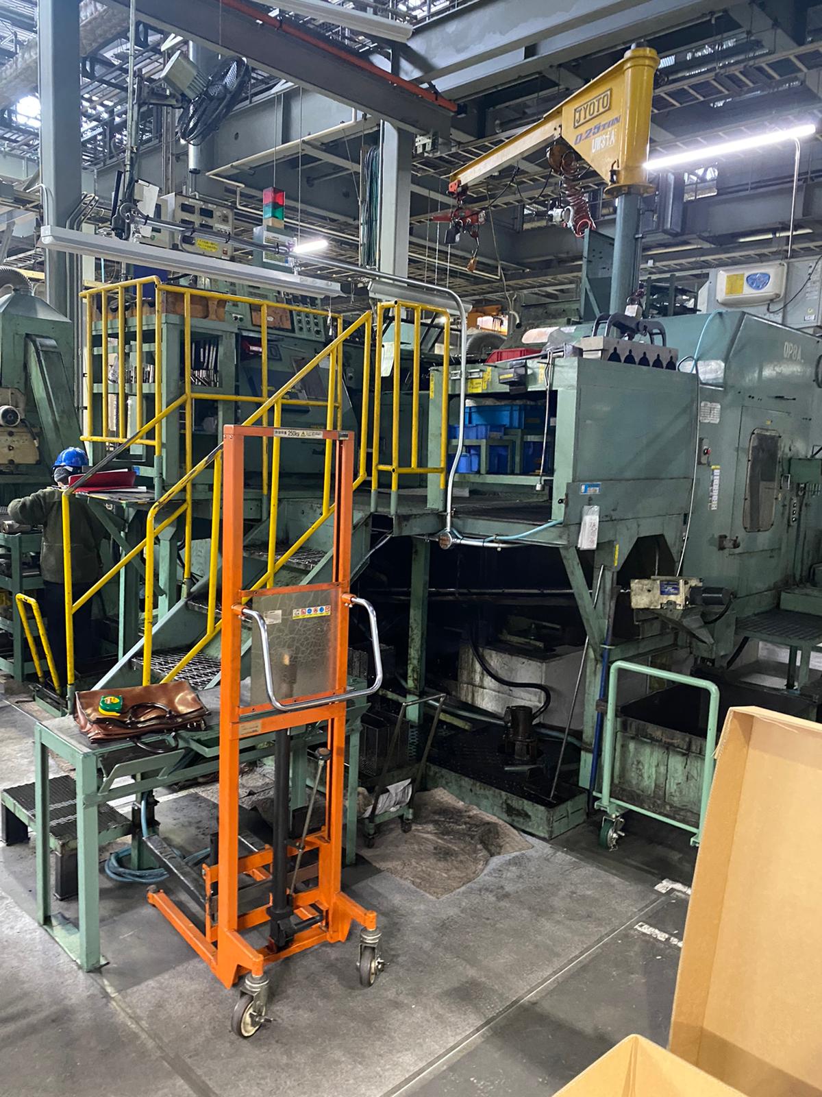 26B5S nut former machine 