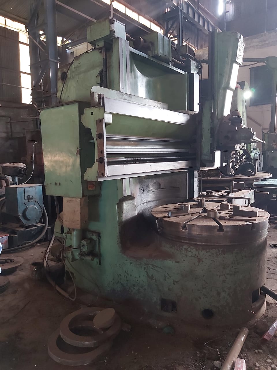 1400 x 500 x 300 (spindle)  Vertical Turning Lathe