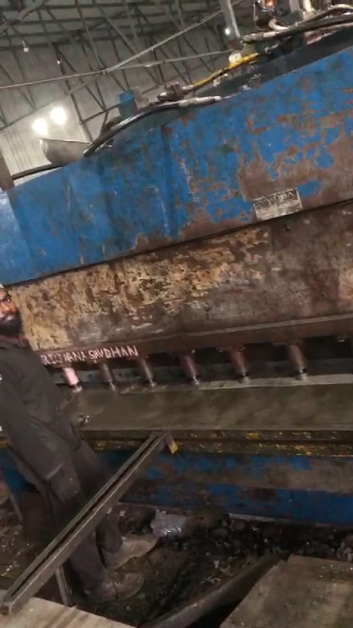 4000 X 6 (Thickness) Mechenical Press Break Machine