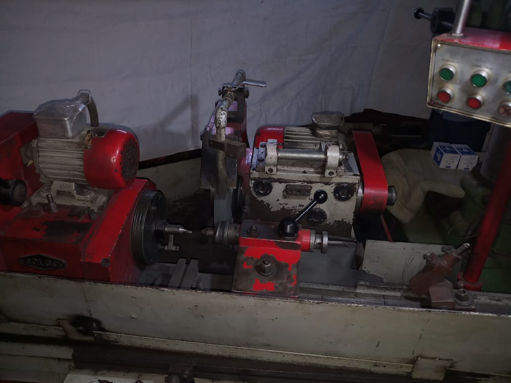 2400 x 200 (dia) Cylindrical Grinding Machine