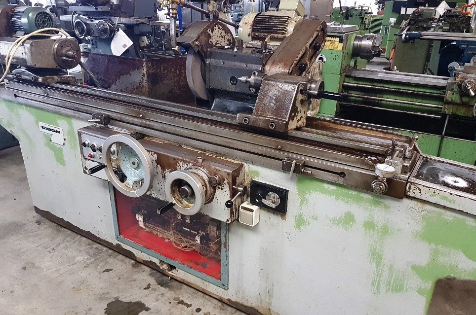 1500 X 650 Cylindrical Grinding Machine