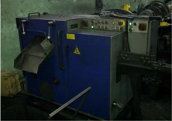 M4.1x90 nail header machine