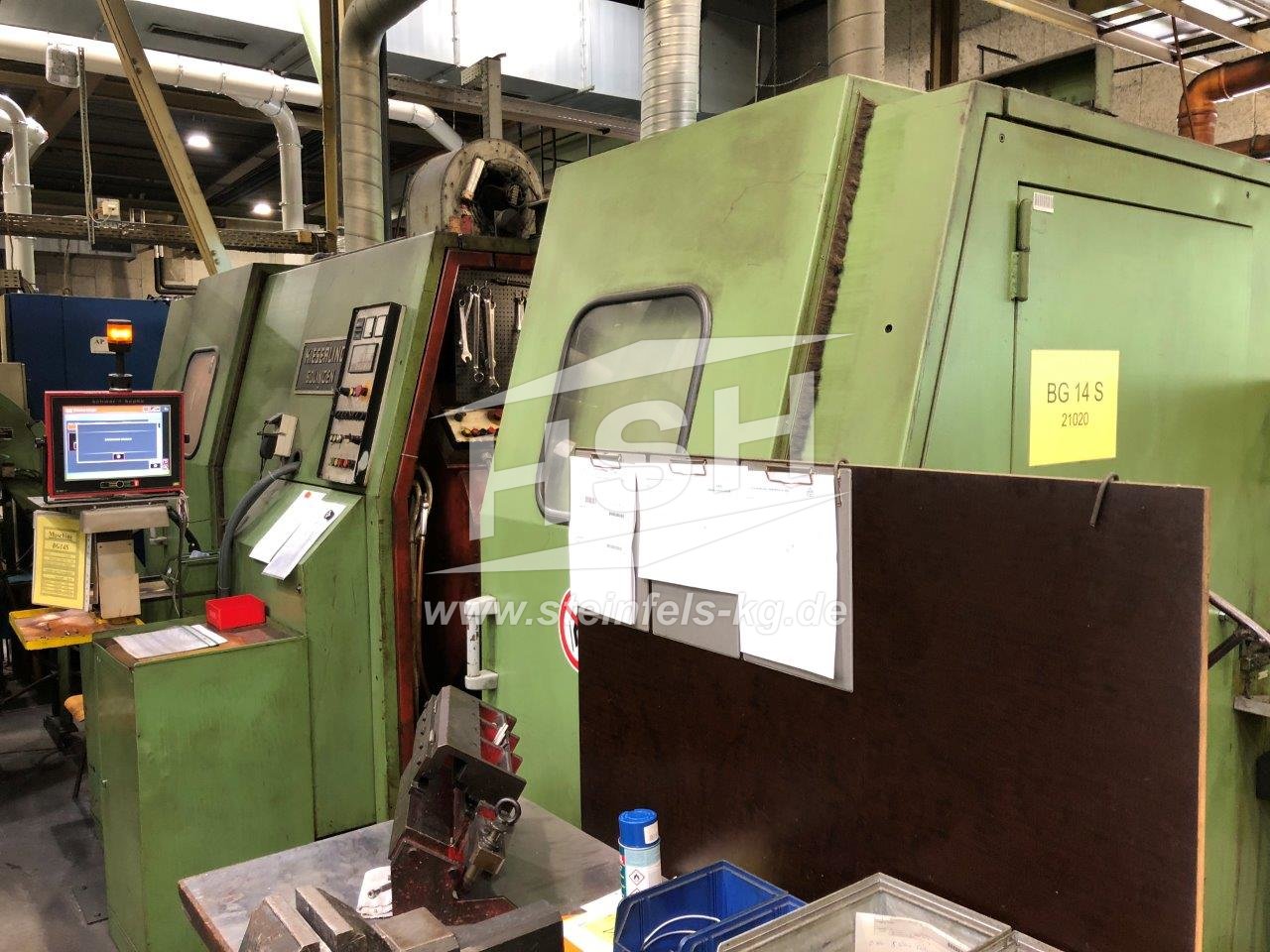 M8 X 72 4 Die 4 Station Bolt Former Machine