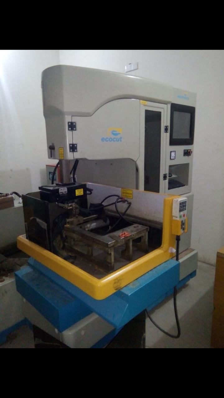 500 (Dia) CNC Wire Electric Discharge Machine 