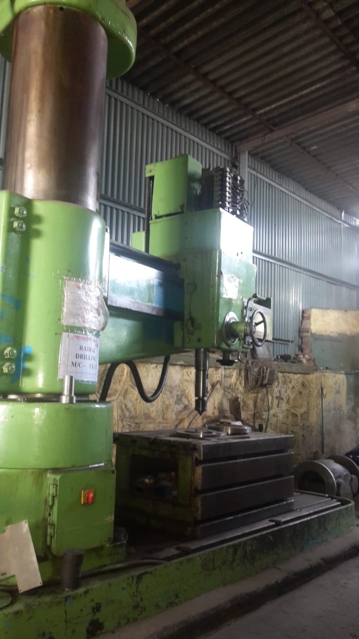 450 x 100 (capacity of drill)  Radial Drill Machine